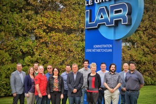 Une partie de l'équipe du Groupe LAR (Photo courtoisie)