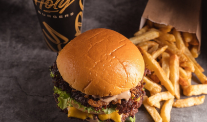 Restaurant-smash-burger-Holy Burgers-Saguenay-Franchise