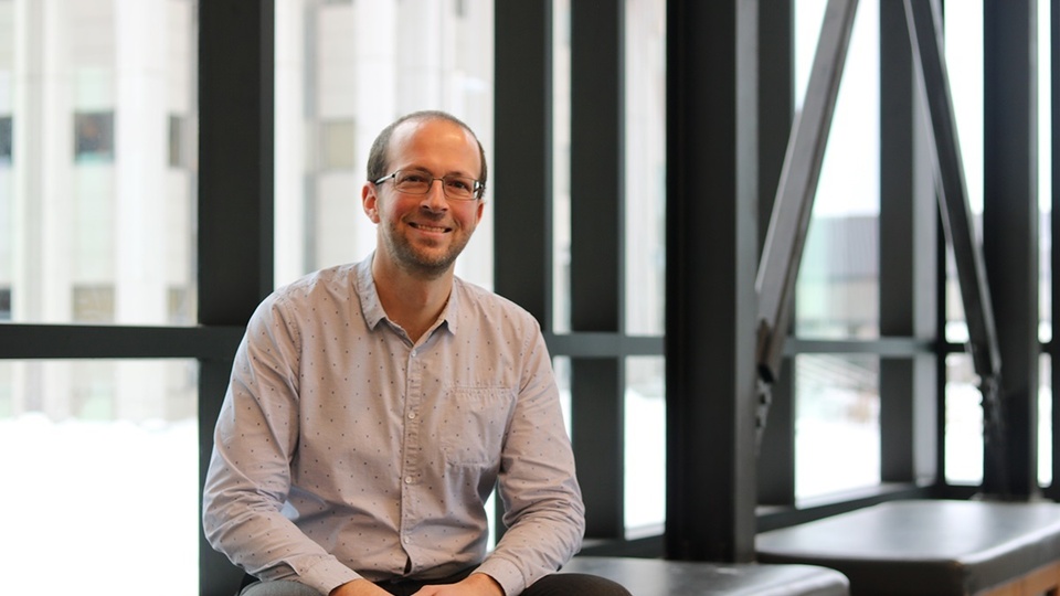 Damien Hallegatte, professeur de marketing à l'UQAC. (Photo Gracieuseté)