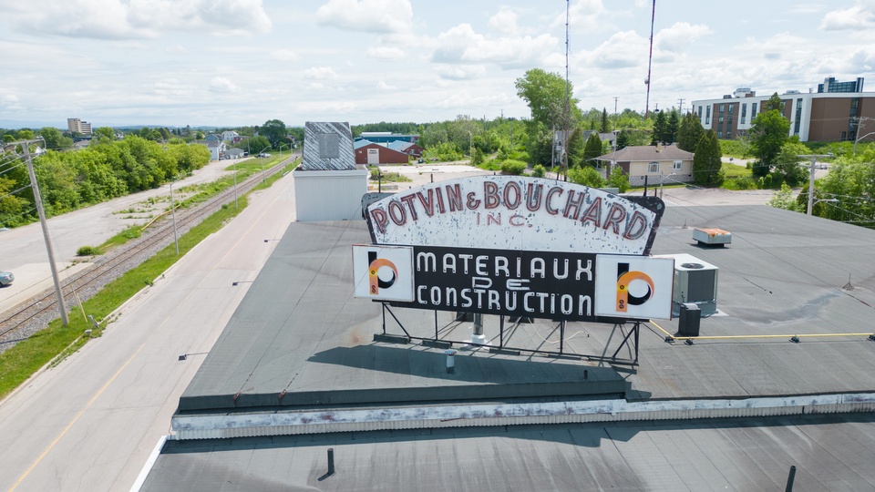 Ancien Potvin & Bouchard Jonquière démolition